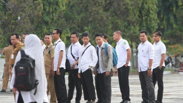 Honorer Pemprov Riau 16.690 Orang, Mungkinkah Diangkat Sebagai PPPK? Honorer Pemprov Riau 16.690 Orang, Mungkinkah Diangkat Sebagai PPPK?