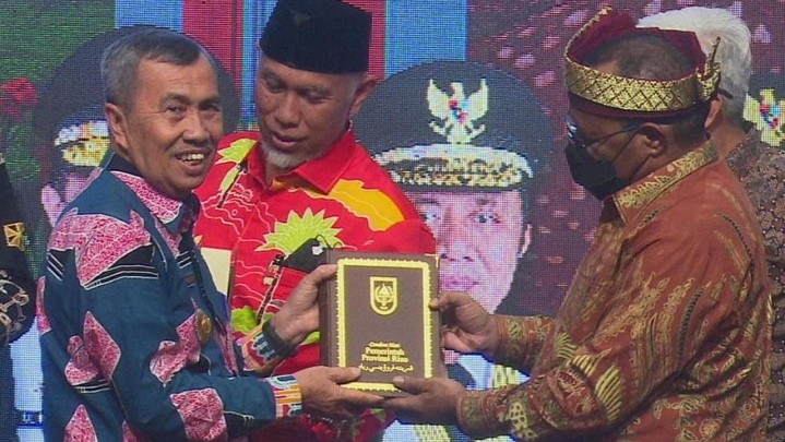 Gubernur Riau Disebut Kadisbun Terus Perjuangkan Harga TBS Sawit