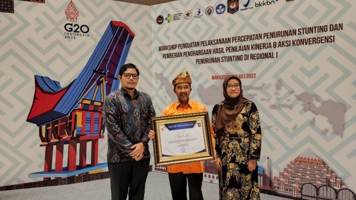 Penurunan Stunting, Pemkab Siak Terima Penghargaan Terbaik 1 se-Riau