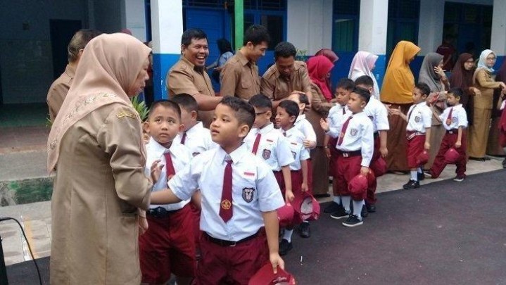 Perintah Wako, Tahun Ajaran Baru di Padang Dimulai Besok Perintah Wako, Tahun Ajaran Baru di Padang Dimulai Besok