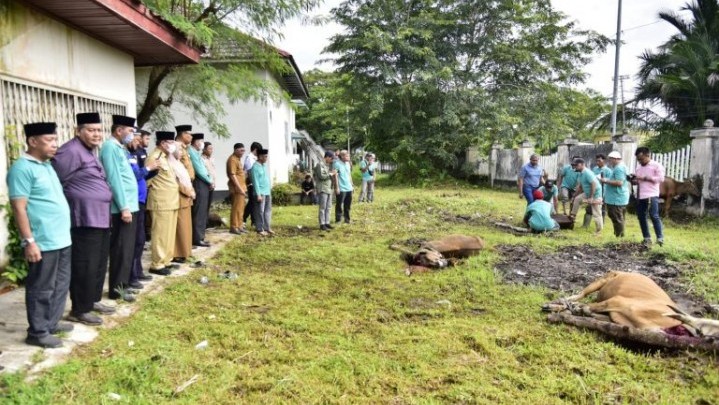 Ibadah Kurban Diharap Bupati HM Wardan jadi Penguji Kesabaran Ibadah Kurban Diharap Bupati HM Wardan jadi Penguji Kesabaran