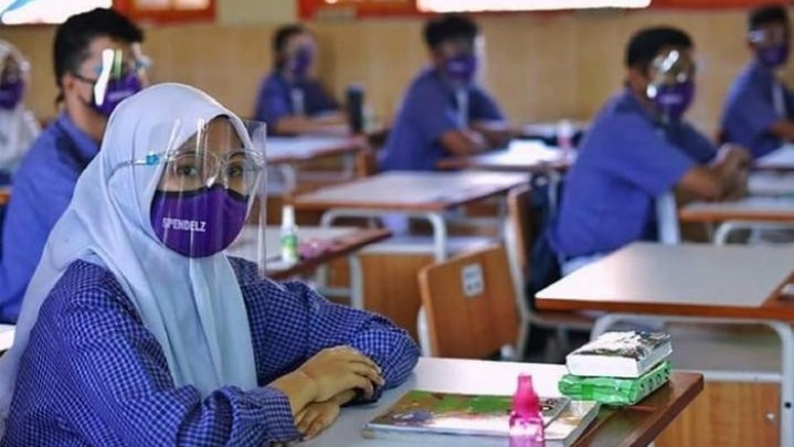 Kegiatan Belajar Mengajar di Pekanbaru Dipastikan tidak Daring Lagi Kegiatan Belajar Mengajar di Pekanbaru Dipastikan tidak Daring Lagi