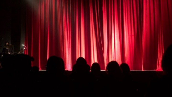 Perempuan Malaysia Didakwa Buntut Hina Islam saat Open Mic Perempuan Malaysia Didakwa Buntut Hina Islam saat Open Mic