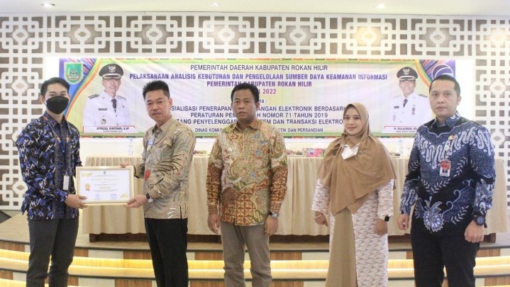 TTE akan Segera Diterapkan di Rohil, Awasi Pegawai hingga Kepala Dinas TTE akan Segera Diterapkan di Rohil, Awasi Pegawai hingga Kepala Dinas
