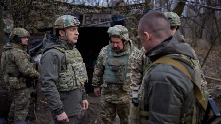 Presiden Zelensky Disebut Perintahkan Militer Bunuh Warga Sendiri