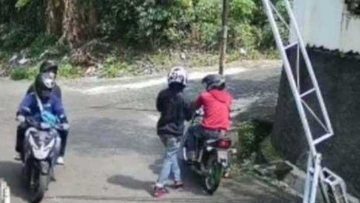 Cara Kopda Muslimin Aniaya Istri: Perintahkan Eksekutor Mencuri hingga Santet Cara Kopda Muslimin Aniaya Istri: Perintahkan Eksekutor Mencuri hingga Santet