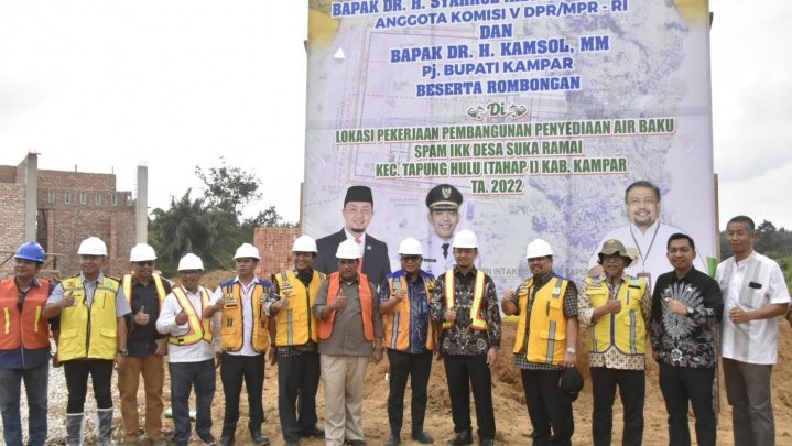 Syahrul Aidi: SPAM IKK Suram Diharapkan Atasi Krisis Air Bersih di Tapung Hulu Syahrul Aidi: SPAM IKK Suram Diharapkan Atasi Krisis Air Bersih di Tapung Hulu