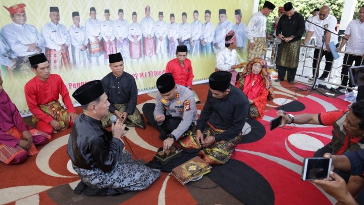 Lembaga Kerapatan Adat Luhak Rambah Periode 2022-2027 Dikukuhkan Lembaga Kerapatan Adat Luhak Rambah Periode 2022-2027 Dikukuhkan
