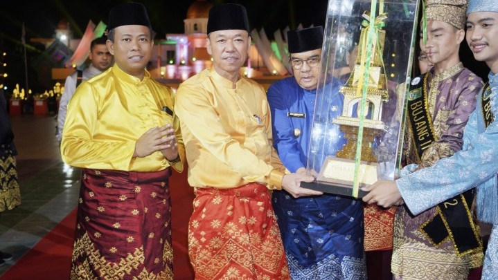 Selamat, Rohil Juara Umum MTQ Tingkat Provinsi Riau Selamat, Rohil Juara Umum MTQ Tingkat Provinsi Riau