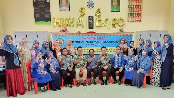 Kondusif, SMP Muhammadiyah 1 Pekanbaru Sukses Raker TP. 2022/2023