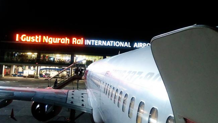 Buntut Artikel Antre 5 Jam Masuk Bali, WNA Jerman Diminta Tinggalkan RI Buntut Artikel Antre 5 Jam Masuk Bali, WNA Jerman Diminta Tinggalkan RI
