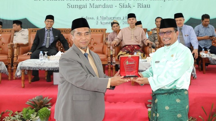 Kerja Sama Ponpes Gontor 12 Bersama PT Persi Siak, Bangun Kebun Sawit 60 Hektar Kerja Sama Ponpes Gontor 12 Bersama PT Persi Siak, Bangun Kebun Sawit 60 Hektar