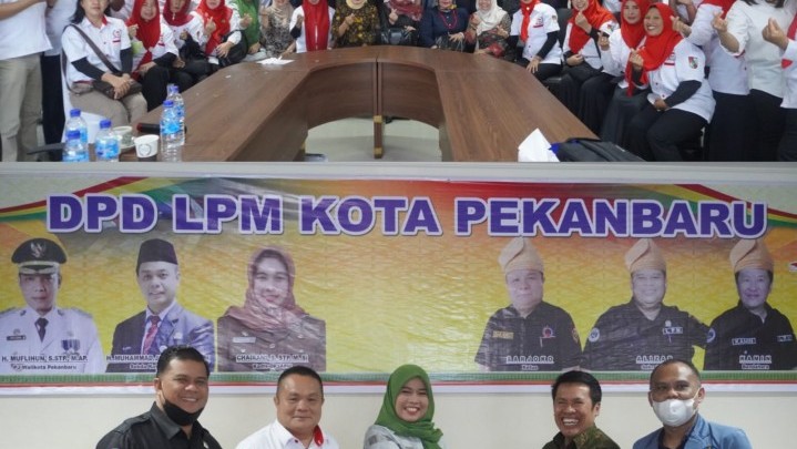 Ketua LPM Sarjoko Sampaikan Pemberdayaan UMKM pada LPM Padang Panjang
