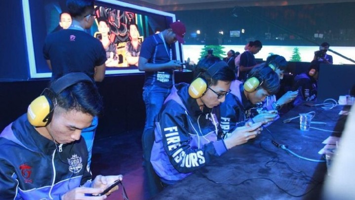 Lapangan Kerja Baru Diyakini Kadispora Riau Bisa Tercipta dari E-Sport Lapangan Kerja Baru Diyakini Kadispora Riau Bisa Tercipta dari E-Sport