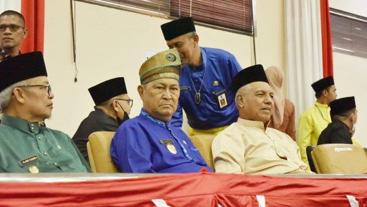 Rapat Paripurna HUT Kabupaten Tanjabbar, Wabup Inhil Ucapkan Selamat