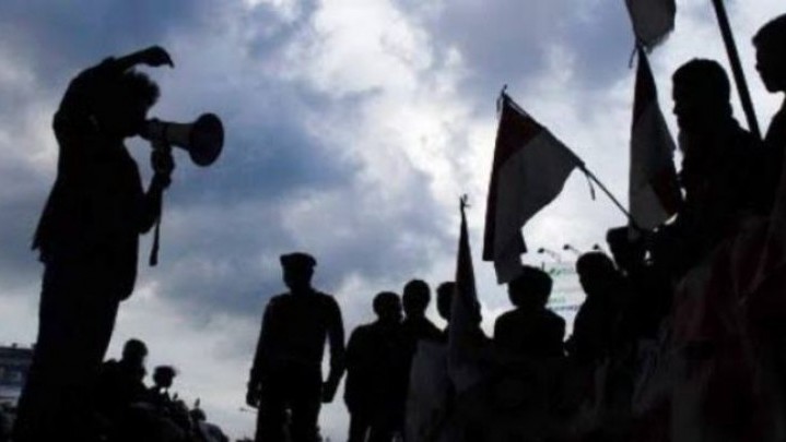 Warga Ranah Batahan Pasbar Unjuk Rasa Tolak Pembalakan Liar dan Tambang Emas Liar