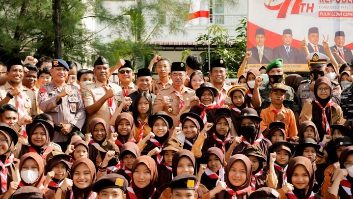 Bupati Afrizal Sintong Berharap Gerakan Pramuka Rohil Semakin Jaya Bupati Afrizal Sintong Berharap Gerakan Pramuka Rohil Semakin Jaya