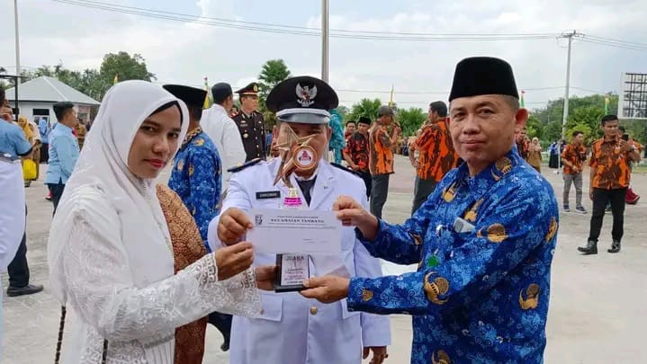 Lomba di HUT RI Ke-77 Antar Desa Kecamatan Tambang, Desa Padang Luas Bawa Pulang Dua Piala