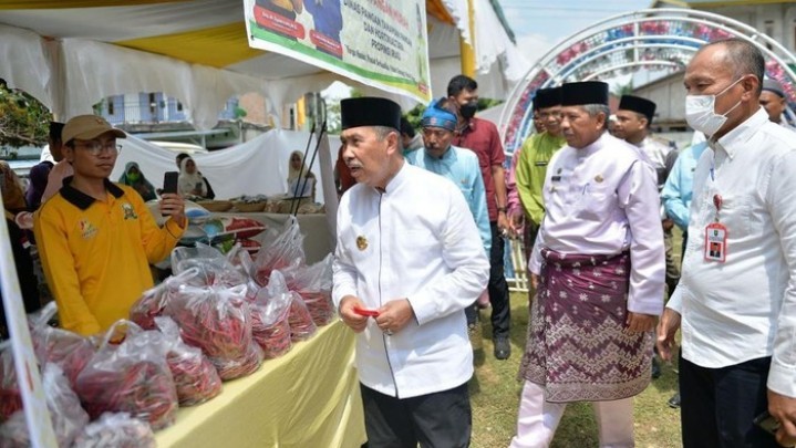 Beberapa Daerah di Riau Gelar Operasi Pasar Guna Tekan Inflasi Beberapa Daerah di Riau Gelar Operasi Pasar Guna Tekan Inflasi