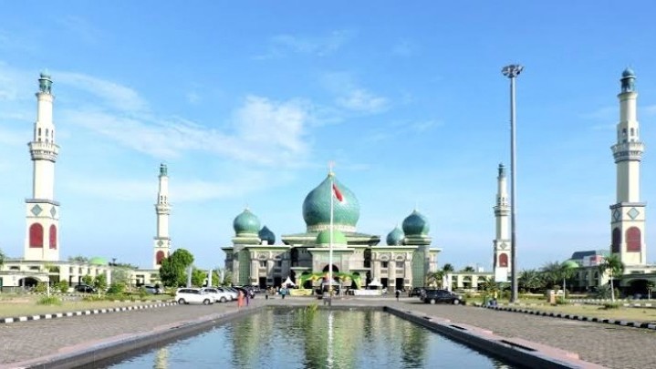 Pemprov Riau Mulai Bangun Payung Elektrik Raksasa di Masjid Raya Annur Pekanbaru
