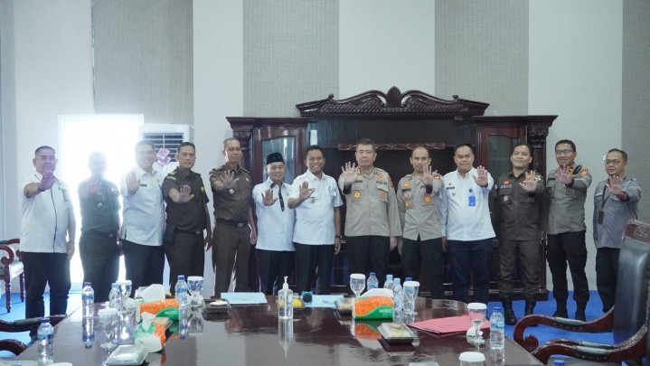 Wakil Bupati Rohil Dijumpai Satgas Saber Pungli Riau