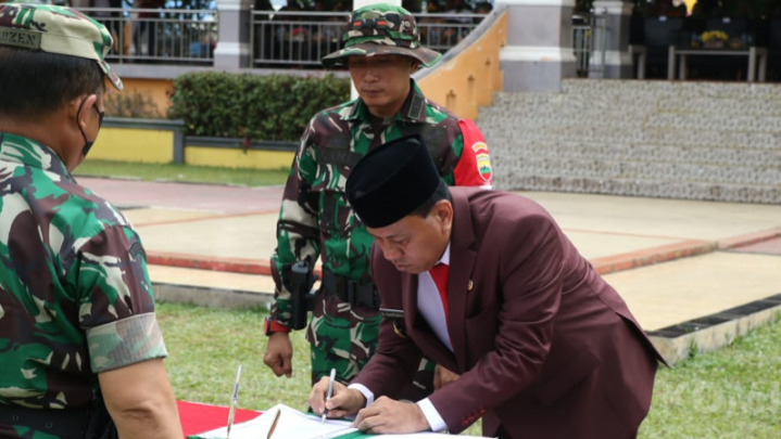 Isolasi Pemukiman Ribuan Warga Kuansing Terbuka Usai TMMD Isolasi Pemukiman Ribuan Warga Kuansing Terbuka Usai TMMD