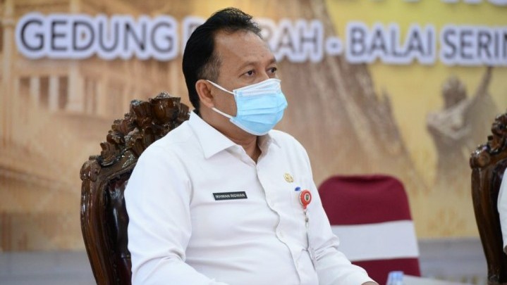 OTT, Pemprov Riau Nonaktifkan 4 Pegawai DLHK