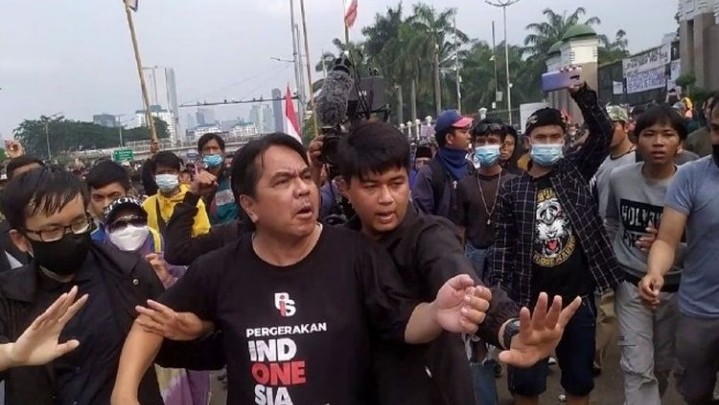 Ade Armando Tak Puas Pengeroyoknya Divonis 8 Bulan Bui, Minta Jaksa Banding