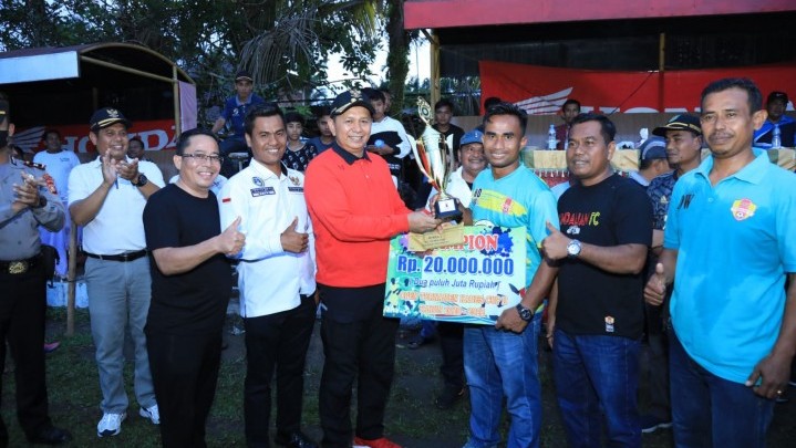 Turnamen Kades Cup II Desa Tandun Ajang Seleksi Pemain Muda Rohul Menuju Porprov