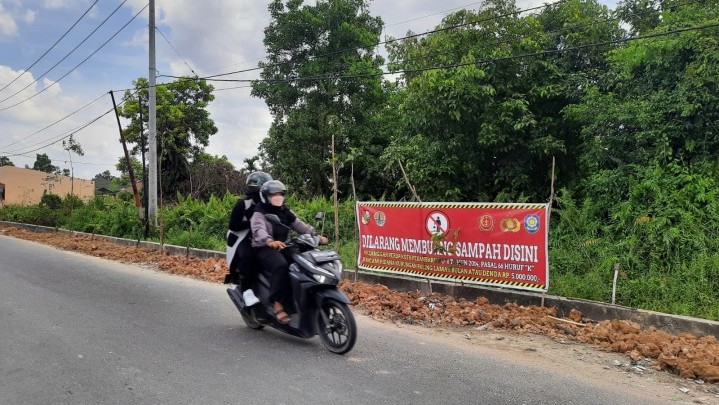 DLHK Pekanbaru: Sepekan ke Depan Tujuh Titik Tumpukan Sampah akan Dibersihkan DLHK Pekanbaru: Sepekan ke Depan Tujuh Titik Tumpukan Sampah akan Dibersihkan