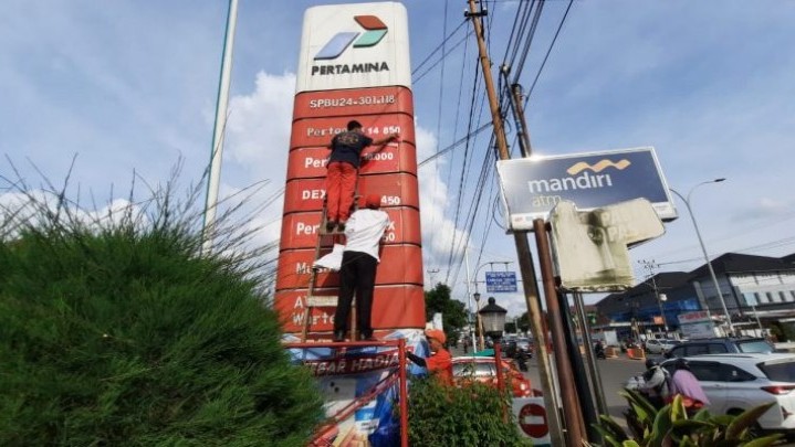 Jika Kenaikan Harga BBM Tidak Ditarik, Demo Mungkin akan Terjadi hingga Akhir Tahun Jika Kenaikan Harga BBM Tidak Ditarik, Demo Mungkin akan Terjadi hingga Akhir Tahun