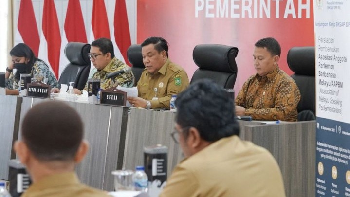Asosiasi Anggota Parlemen Bebahasa Melayu akan Dibentuk, DPR RI Kunjungi Riau Asosiasi Anggota Parlemen Bebahasa Melayu akan Dibentuk, DPR RI Kunjungi Riau