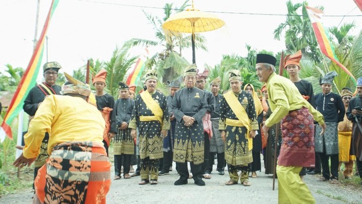 Di Pelantikan LAMR 5 Kecamatan Ini Pesan Ketua MKA LAMR Inhil