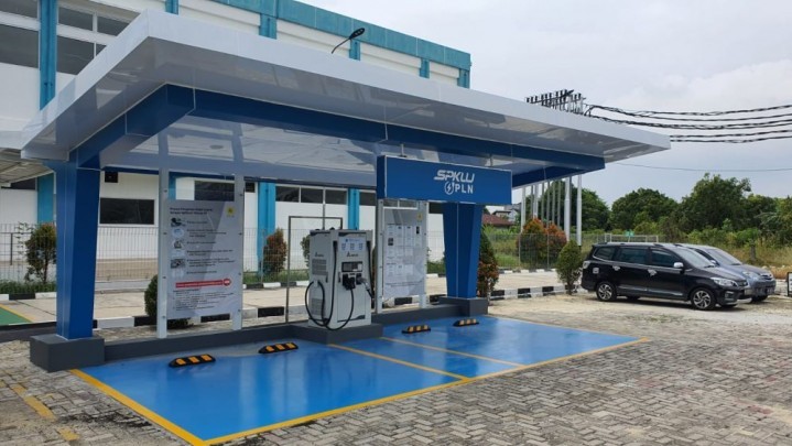 PLN Janji Tambah Bangun SPKLU di Riau