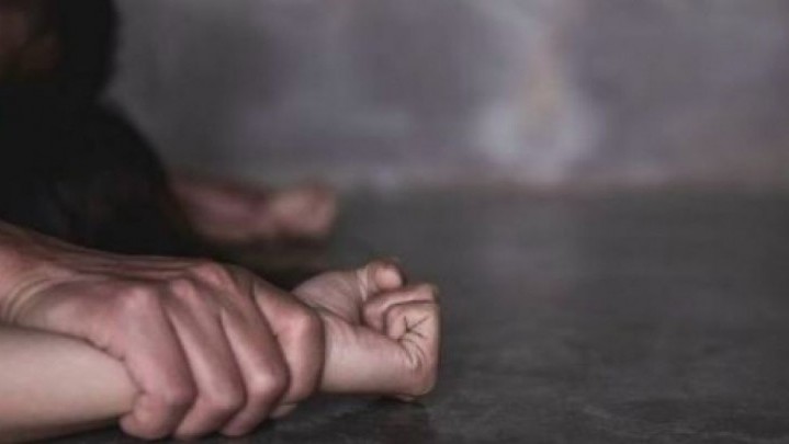 Diduga Setubuhi Bocah SD, Guru di Padang Pariaman Ditangkap Polisi Diduga Setubuhi Bocah SD, Guru di Padang Pariaman Ditangkap Polisi