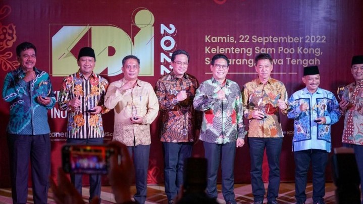 Pelayanan Publik Pemkab Rohil Diapresiasi di Tingkat Nasional Pelayanan Publik Pemkab Rohil Diapresiasi di Tingkat Nasional