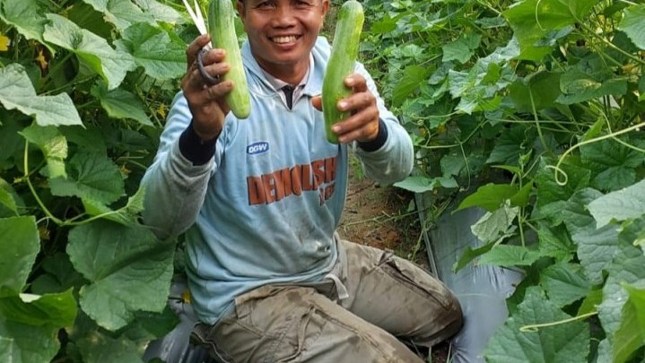 PT Ekadura Indonesia Bantu Kelompok Tani Desa Kota Baru Rohul