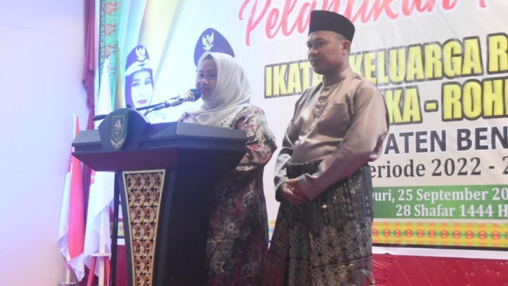IKA Rohil di Bengkalis Diinginkan Bupati Kasmarni Selalu Solid IKA Rohil di Bengkalis Diinginkan Bupati Kasmarni Selalu Solid