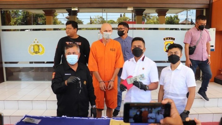 Dari Batam, Warga Jerman Pergi ke Bali Lakukan Tindak Kriminal Dari Batam, Warga Jerman Pergi ke Bali Lakukan Tindak Kriminal
