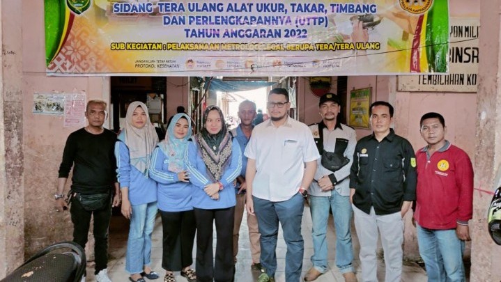 Jaga Kepercayaan Konsumen, Pedagang di Inhil Dihimbau Tera Ulang Timbangan Jaga Kepercayaan Konsumen, Pedagang di Inhil Dihimbau Tera Ulang Timbangan