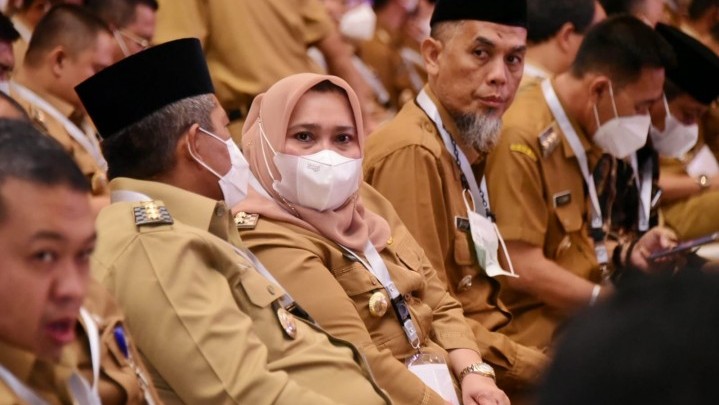 Dapat Instruksi Presiden, Ini yang Akan Dilakukan Bupati Kasmarni Dapat Instruksi Presiden, Ini yang Akan Dilakukan Bupati Kasmarni