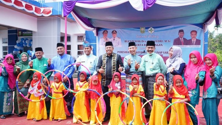 Alfedri Mengaku Komitmen Siapkan Dokter di Kampung yang Jauh dari Puskesmas