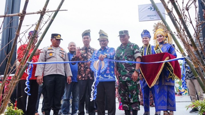 Kuliner dan Inovasi di Bazar Pojok Ekonomi Kreatif Siak Bermadah