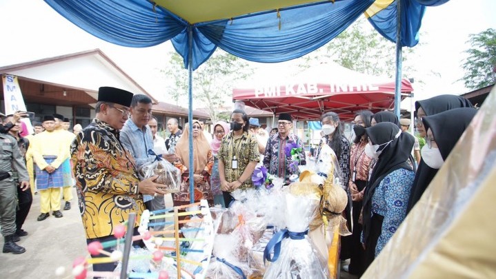 SMA 1 Tembilahan Hulu Genap Berusia 40 Tahun, Diminta Terus Berinovasi SMA 1 Tembilahan Hulu Genap Berusia 40 Tahun, Diminta Terus Berinovasi