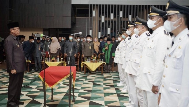 Pemkab Inhil Kini Miliki Puluhan Pejabat Pengawas Baru Pemkab Inhil Kini Miliki Puluhan Pejabat Pengawas Baru