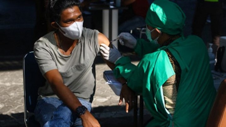 Program Percepatan Vaksinasi Covid-19 Tingkat Nasional, Riau Diwakili Kota Dumai Program Percepatan Vaksinasi Covid-19 Tingkat Nasional, Riau Diwakili Kota Dumai