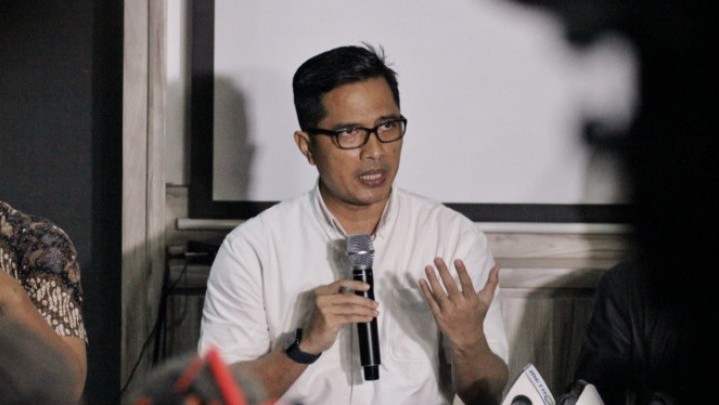 Febri Diansyah Jawab Kritik Eks Kolega di KPK: Pilihan Kita Sudah Beda Febri Diansyah Jawab Kritik Eks Kolega di KPK: Pilihan Kita Sudah Beda