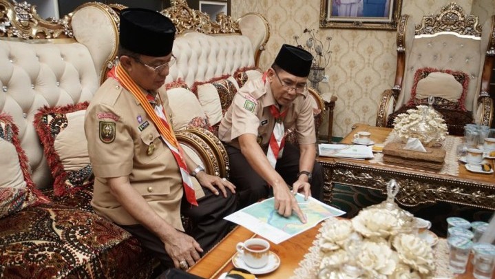 Pemkab Inhil Terpaksa Pinjam Alat Berat Amfibi Atasi Banjir di Kualu Sebatu Pemkab Inhil Terpaksa Pinjam Alat Berat Amfibi Atasi Banjir di Kualu Sebatu