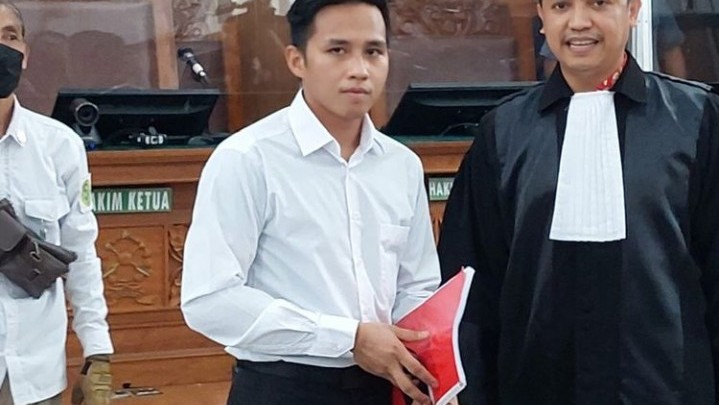 Bharada E: Saya Hanya Bawahan yang Tak Bisa Tolak Perintah Jenderal Bharada E: Saya Hanya Bawahan yang Tak Bisa Tolak Perintah Jenderal