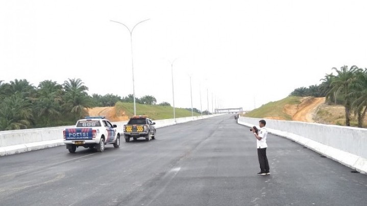 Akhir Bulan Ini Tol Pekanbaru-Bangkinang Mulai Dibuka Akhir Bulan Ini Tol Pekanbaru-Bangkinang Mulai Dibuka